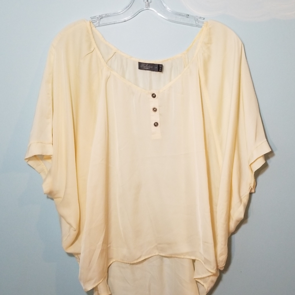 Costa Blanca cream top size large EUC
